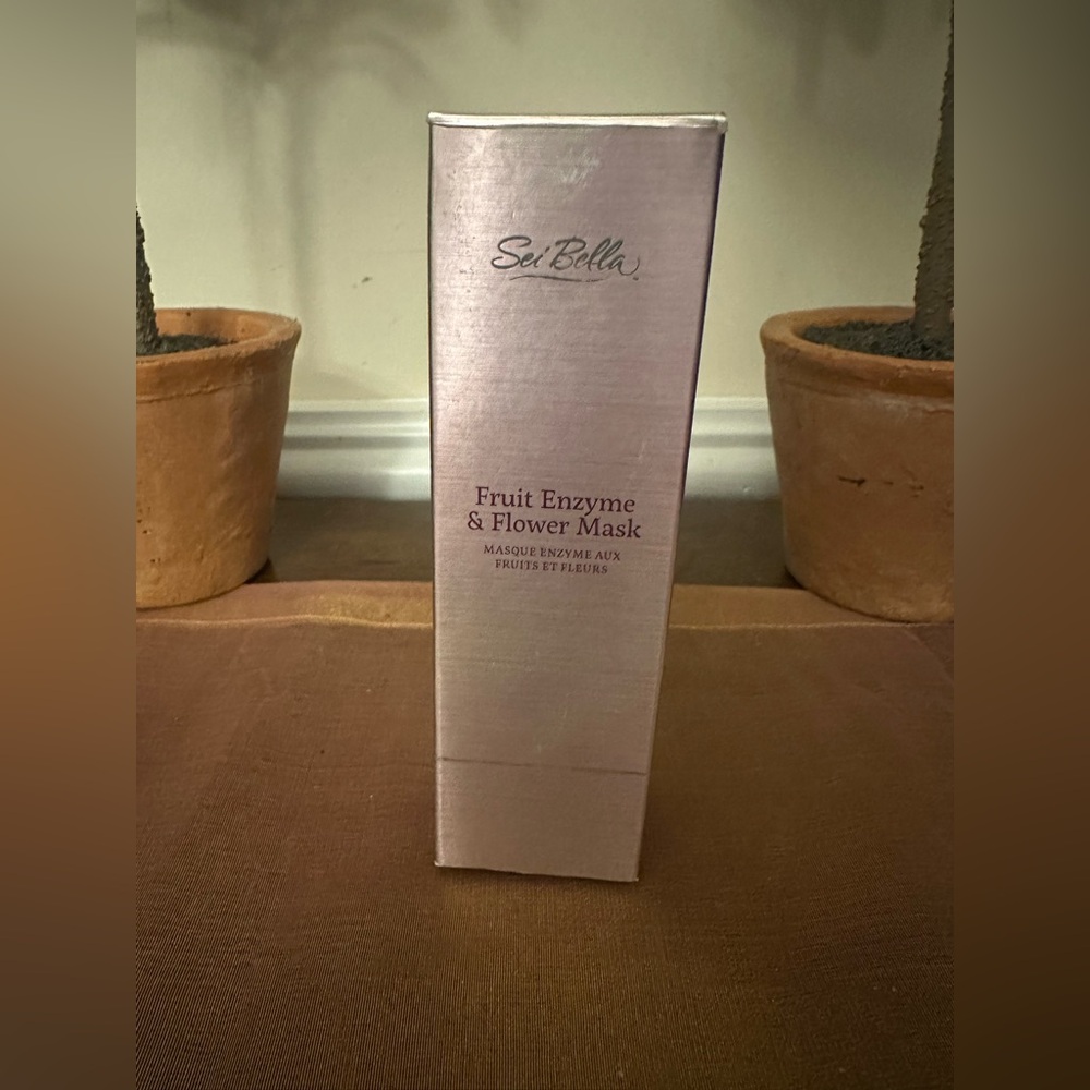 Sei Bella Fruit Enzyme Flower Mask 3.2 oz Sealed Full Size